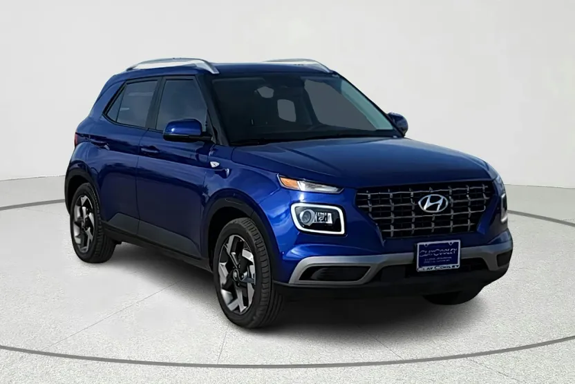 2025 Hyundai Venue Limited photo 1