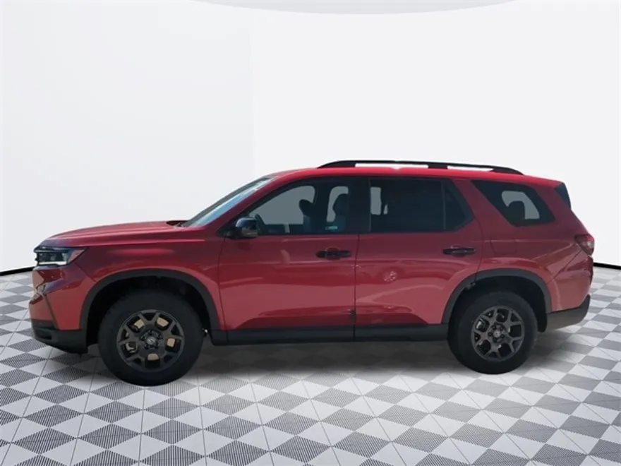 2025 Honda Pilot TrailSport photo 1
