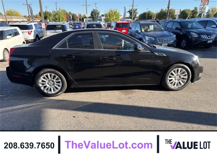2011 Cadillac CTS Luxury photo 1