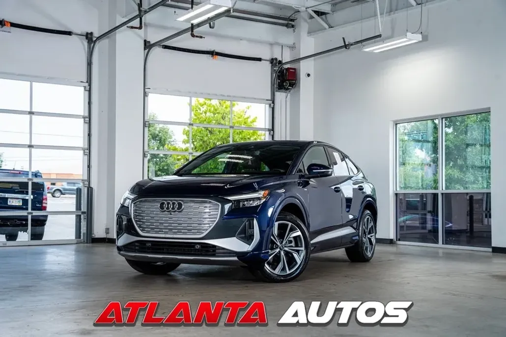 2024 Audi Q4 E-tron Premium photo 1