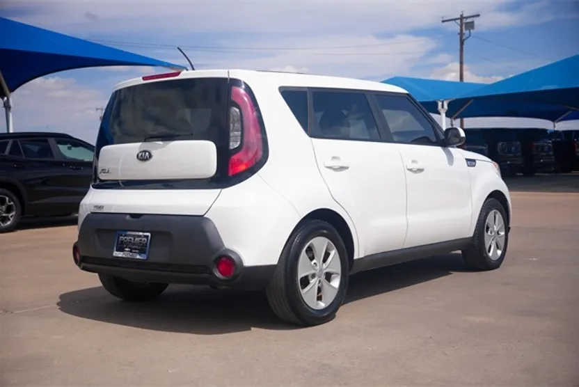 2016 Kia Soul Base photo 1