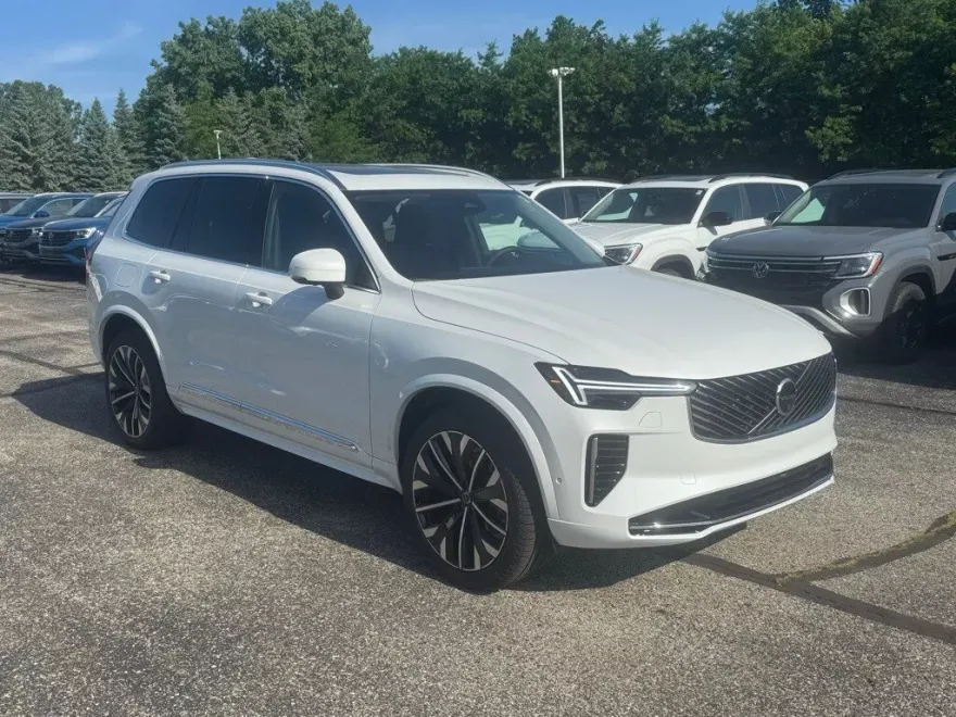 2026 Volvo XC90 photo 1
