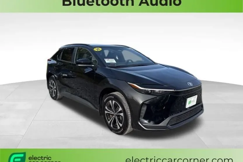 2024 Toyota bZ4X XLE photo 1