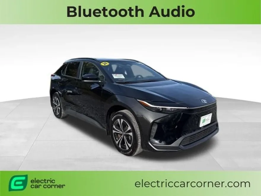 2024 Toyota bZ4X XLE photo 1