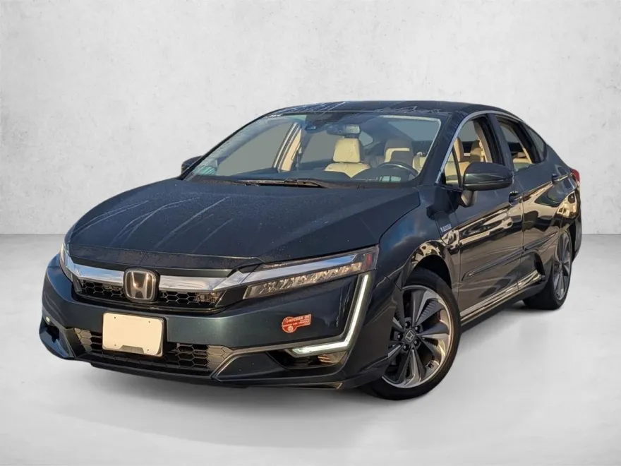 2018 Honda Clarity Touring photo 1