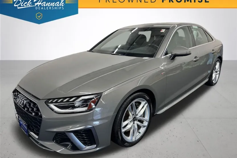 2023 Audi A4 45 S line Premium Plus Quattro photo 1