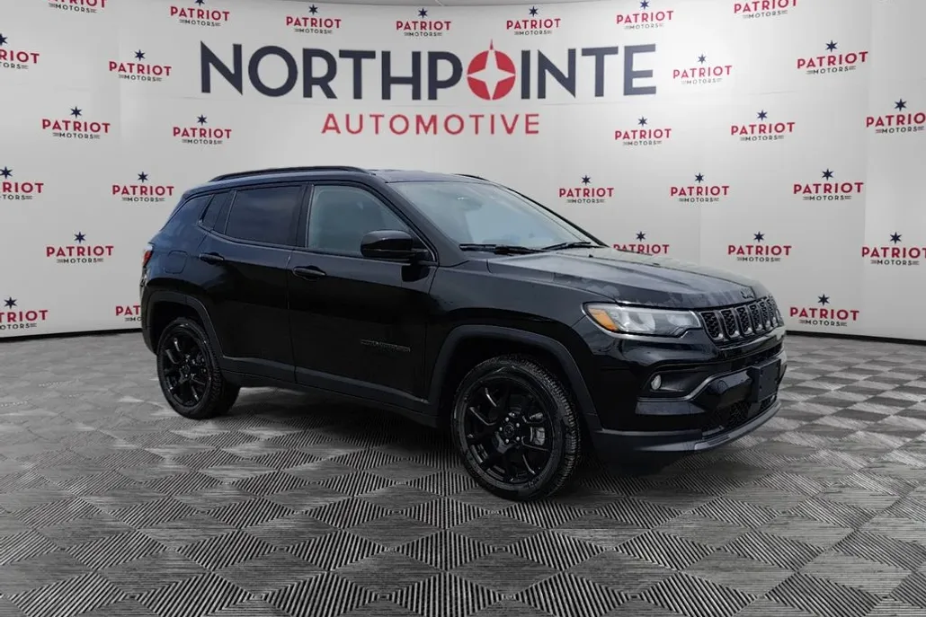 2025 Jeep Compass Latitude Altitude Special Edition photo 1