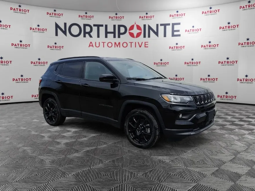 2025 Jeep Compass Latitude Altitude Special Edition photo 1