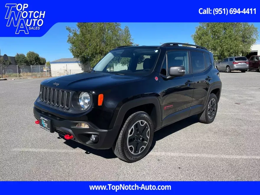 2016 Jeep Renegade Trailhawk photo 1