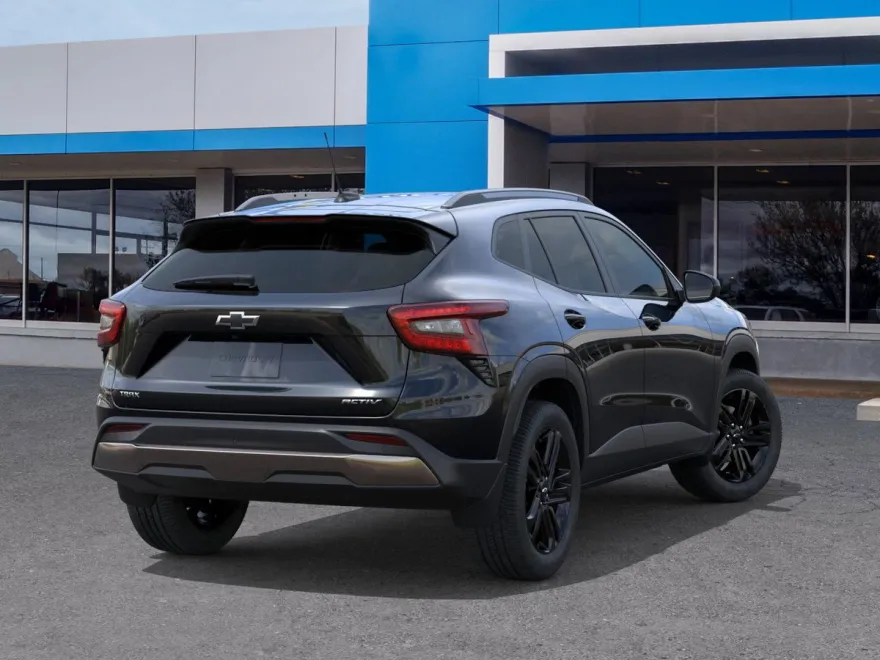 2026 Chevrolet Trax ACTIV photo 1