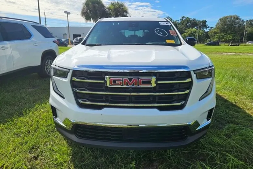 2025 Gmc Acadia Elevation photo 1