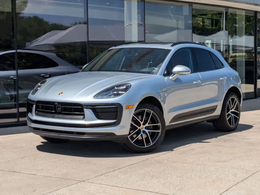 2025 Porsche Macan S photo 1