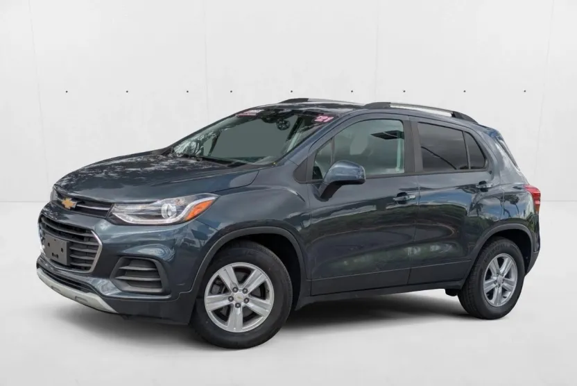 2021 Chevrolet Trax LT photo 1