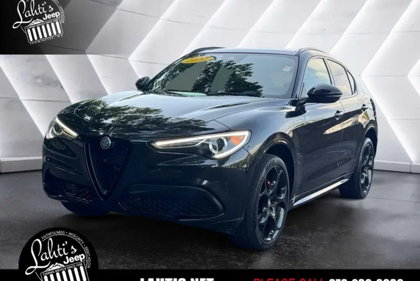 2022 Alfa Romeo Stelvio Ti Sport photo 1
