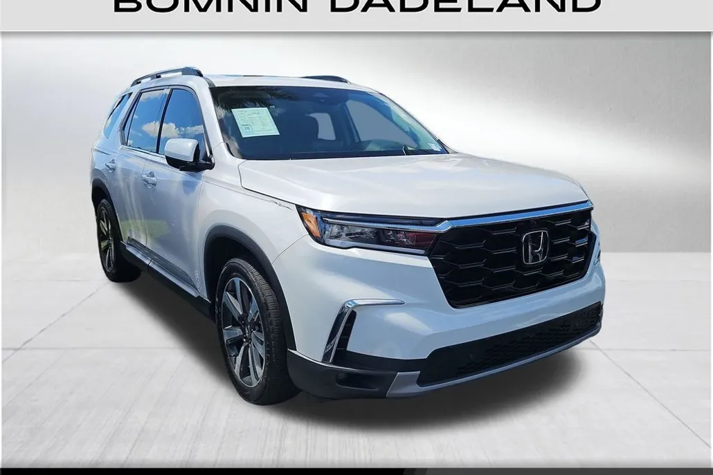 2025 Honda Pilot Elite photo 1