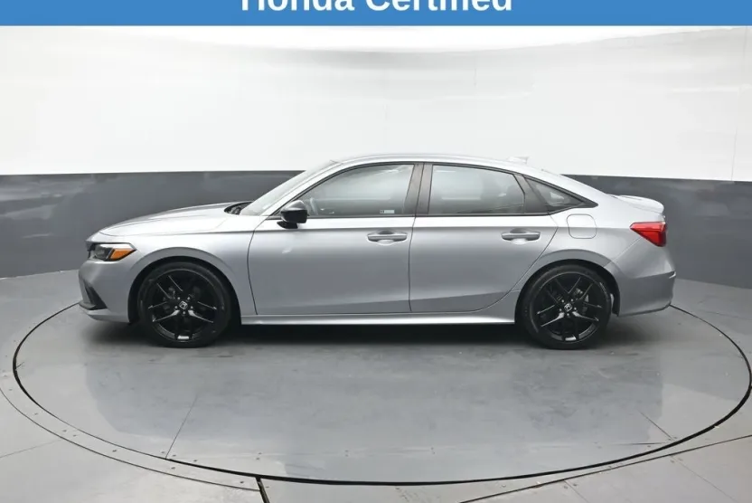 2022 Honda Civic Sport photo 1