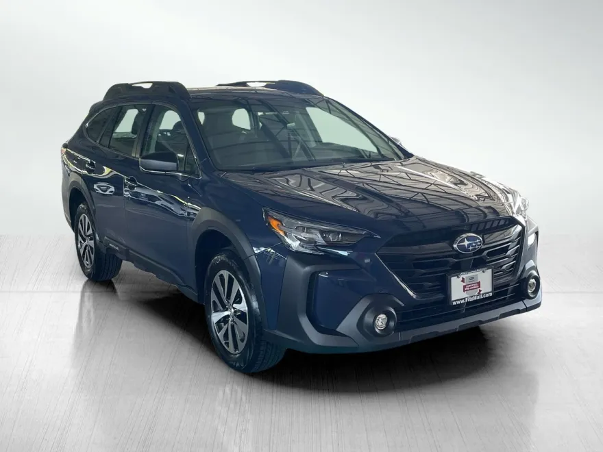 2025 Subaru Outback Base photo 1