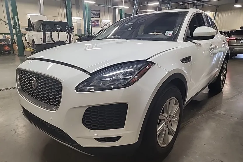 2020 Jaguar E-PACE Base photo 1