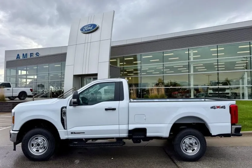 2026 Ford F-250 photo 1