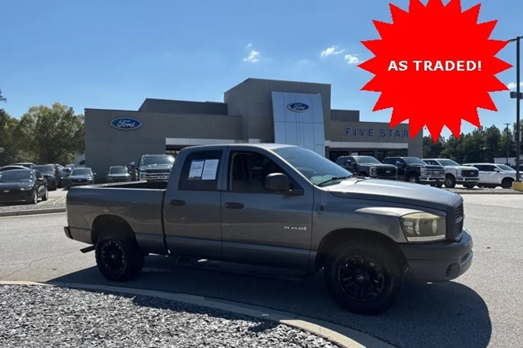2008 Dodge Ram ST photo 1