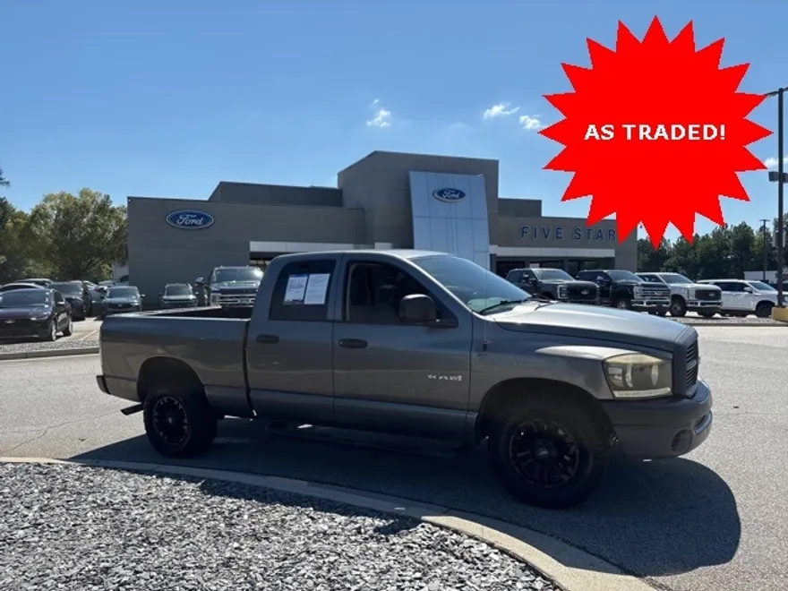 2008 Dodge Ram ST photo 1