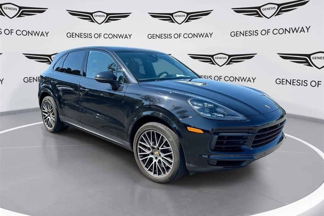 2022 Porsche Cayenne Base photo 1