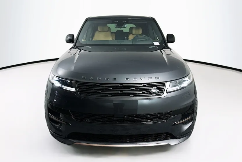 2025 Land Rover Range Rover Sport SE photo 1
