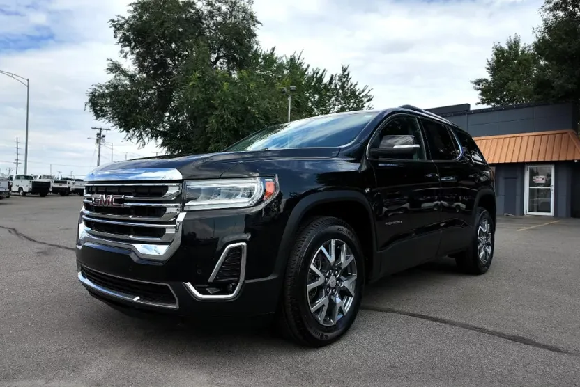 2023 Gmc Acadia SLT photo 1