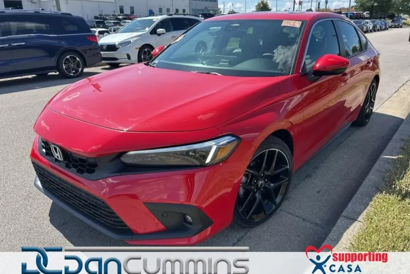 2023 Honda Civic Hatchback Sport Touring photo 1