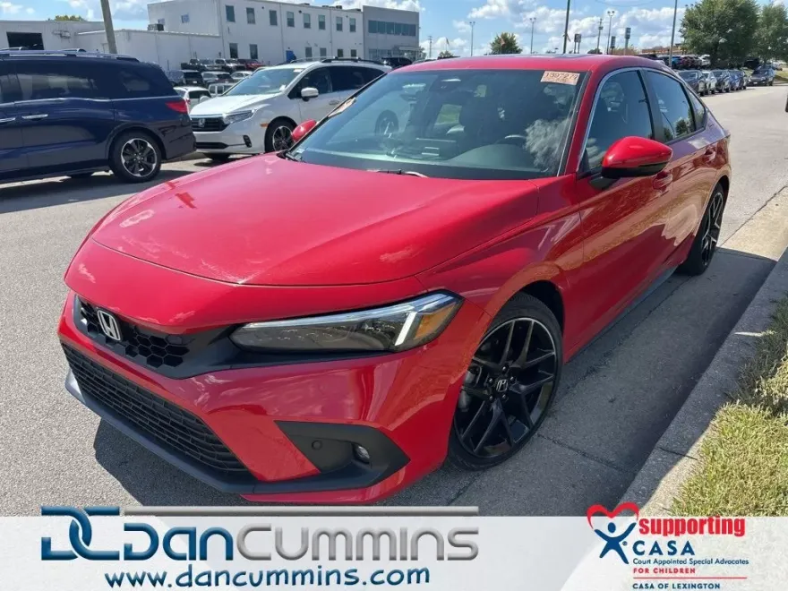 2023 Honda Civic Hatchback Sport Touring photo 1