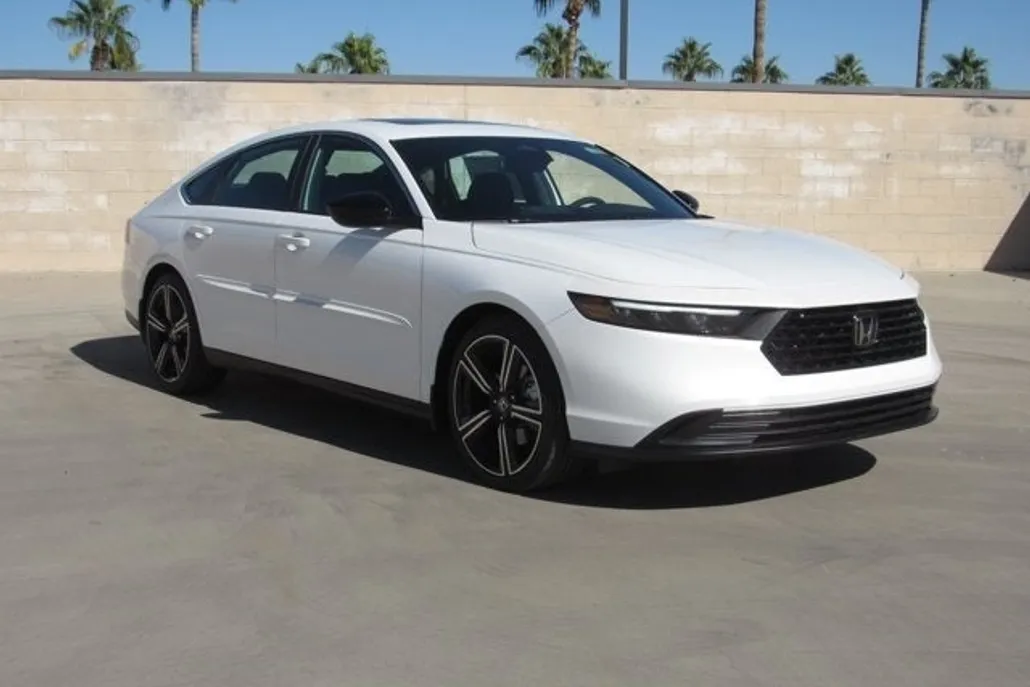 2025 Honda Accord Hybrid Sport photo 1