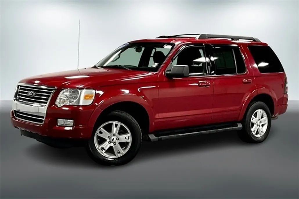 2009 Ford Explorer XLT photo 1