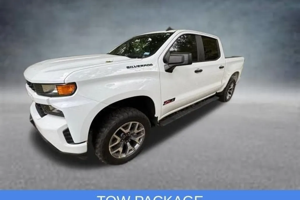 2020 Chevrolet Silverado 1500 Custom photo 1