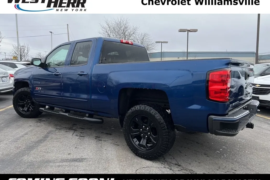2019 Chevrolet Silverado 1500 LT photo 1
