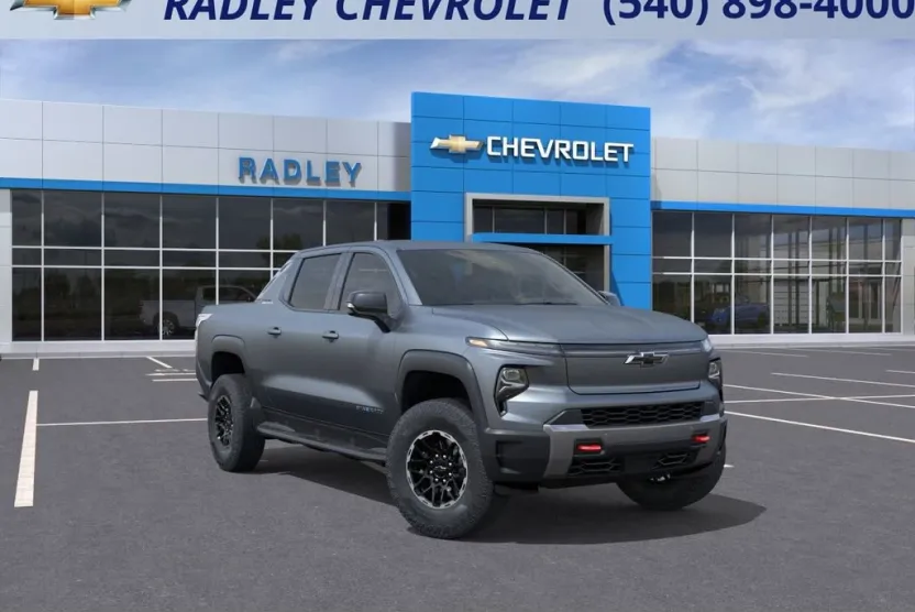 2026 Chevrolet Silverado EV Trail Boss photo 1