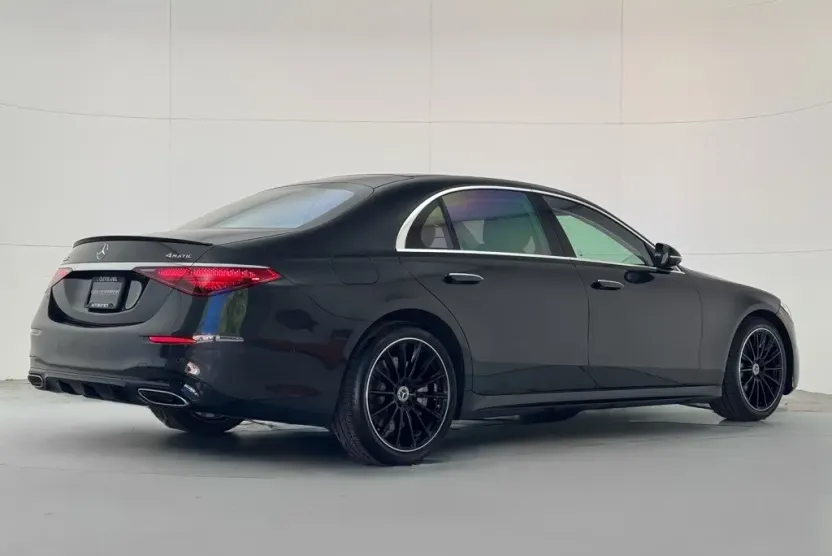 2022 Mercedes Benz S 580 4MATIC photo 1