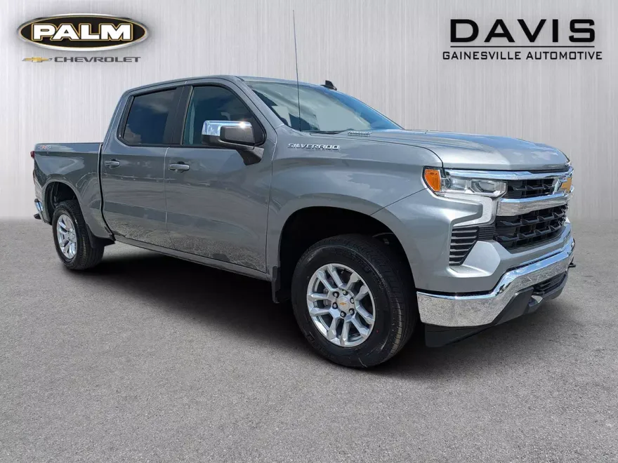 2026 Chevrolet Silverado 1500 LT photo 1