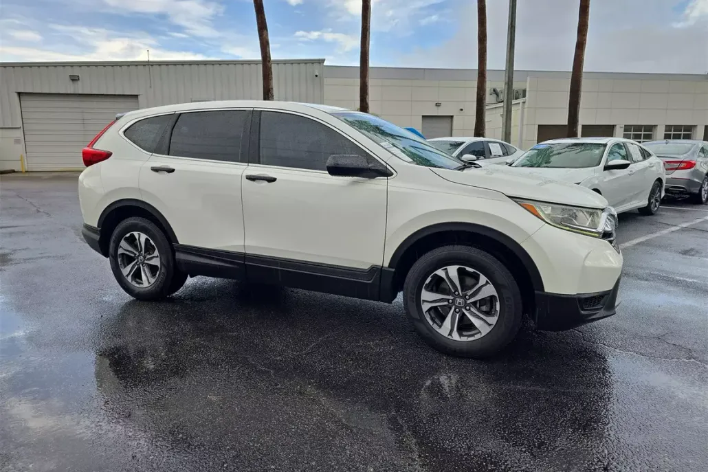 2018 Honda CR-V LX photo 1