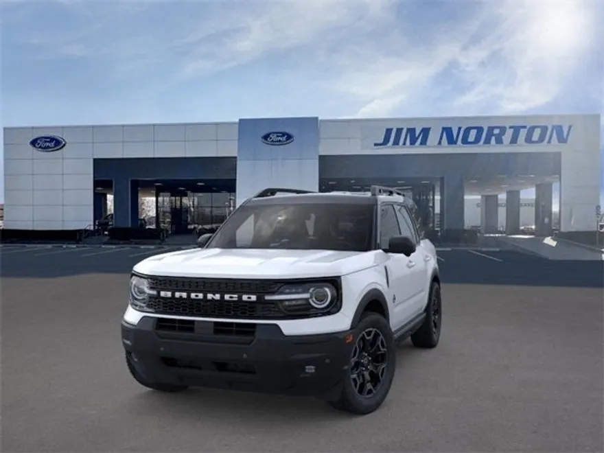 2025 Ford Bronco Sport Outer Banks photo 1