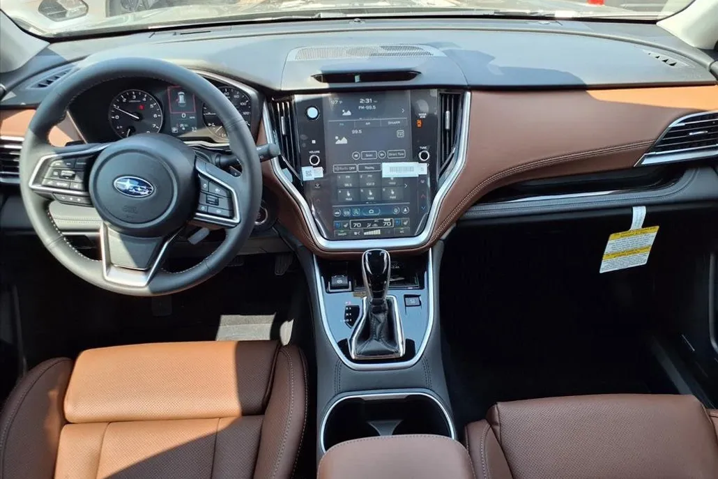 2025 Subaru Outback Touring XT photo 1