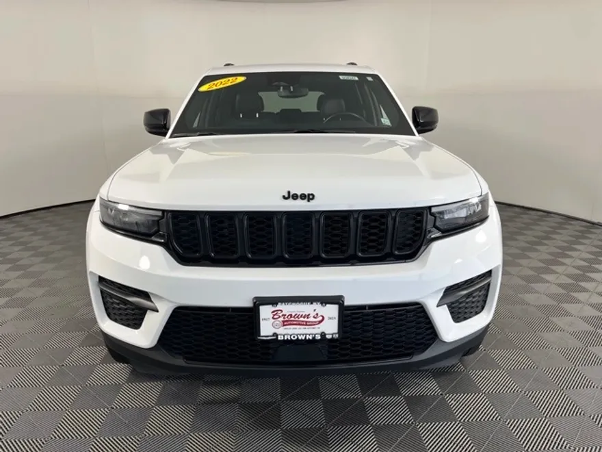 2022 Jeep Grand Cherokee Altitude photo 1