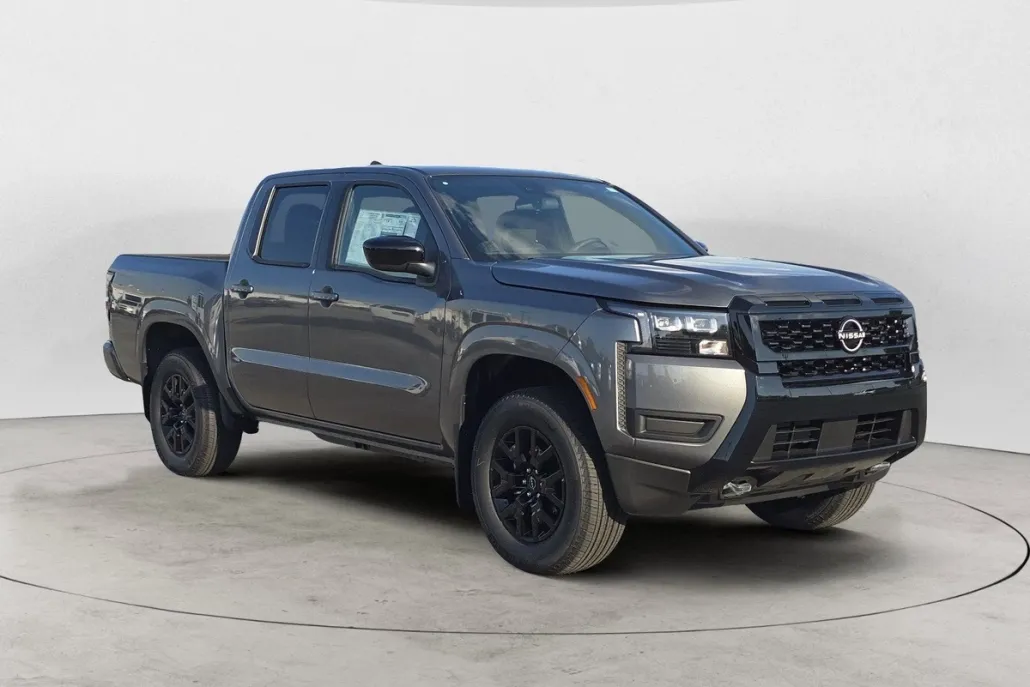 2026 Nissan Frontier SV photo 1