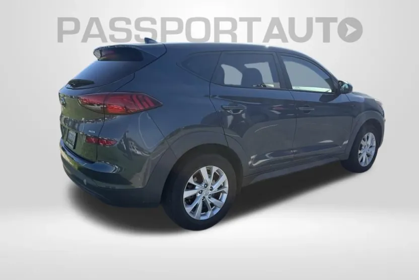 2019 Hyundai Tucson SE photo 1