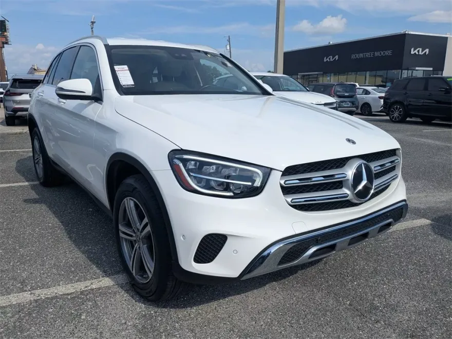 2022 Mercedes Benz GLC 300 photo 1