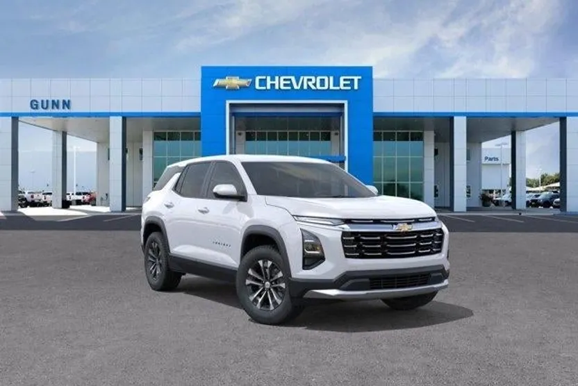 2025 Chevrolet Equinox LT photo 1