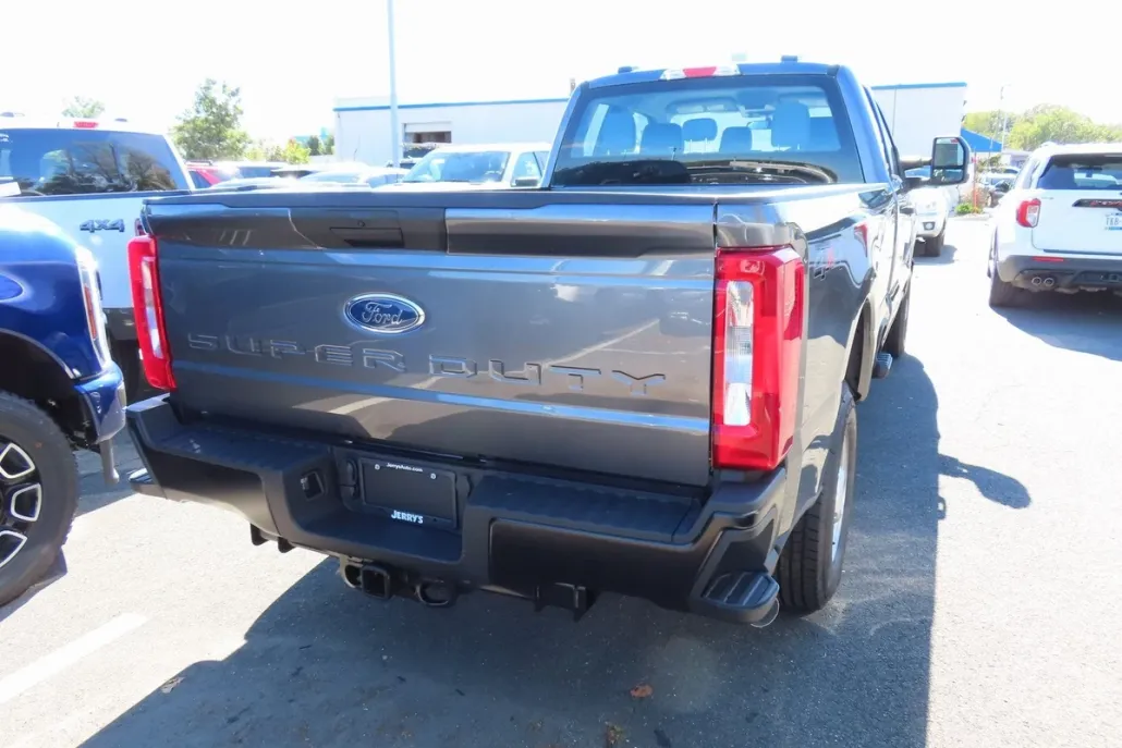2026 Ford F-250 photo 1