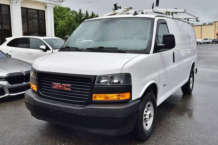 2019 Gmc Savana 2500 Cargo photo 1