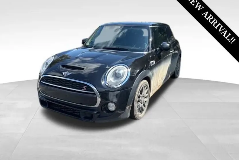 2017 Mini Cooper Hardtop S photo 1