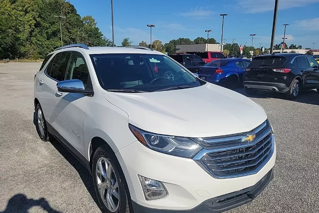 2019 Chevrolet Equinox Premier photo 1
