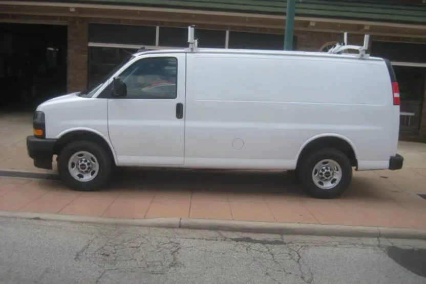 2021 Gmc Savana 2500 Cargo photo 1